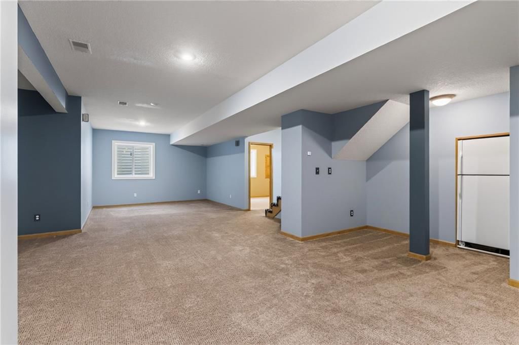 Photo 34 of 50 - 9431 N Monroe Court, Kansas City, MO 64156