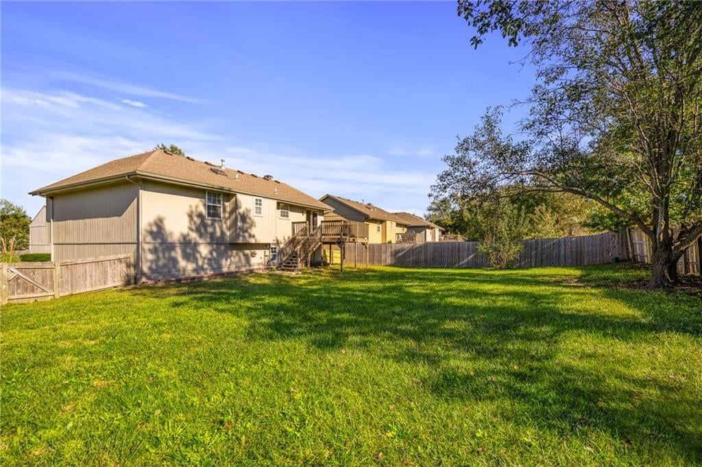 Photo 38 of 44 - 2513 SE WINCHESTER Drive, Lee's Summit, MO 64063