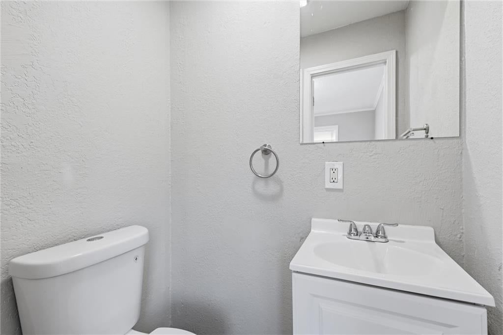 Photo 21 of 31 - 10030 E 22ND Street, Independence, MO 64052