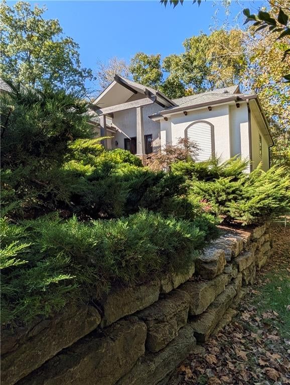 Photo 9 of 10 - 8024 NW Roberts Road, Weatherby Lake, MO 64152