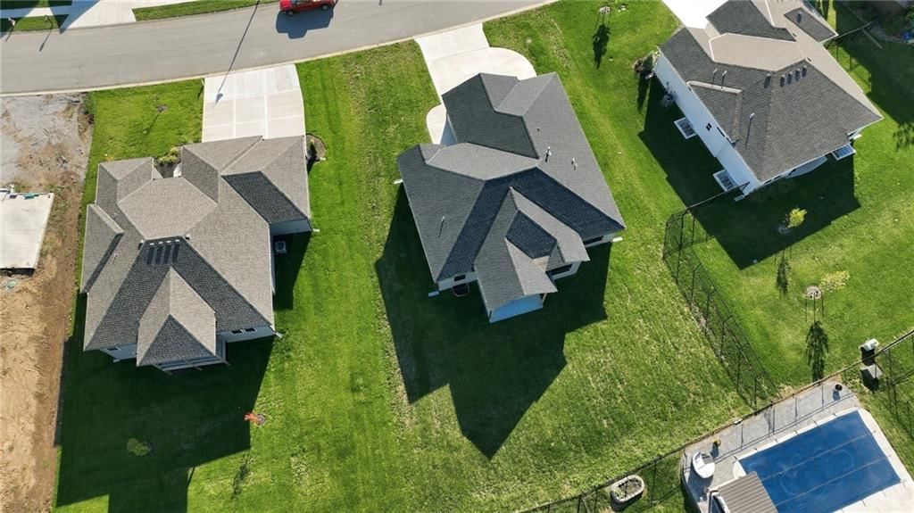 Photo 41 of 44 - 2605 NE Crestview Street, Blue Springs, MO 64029