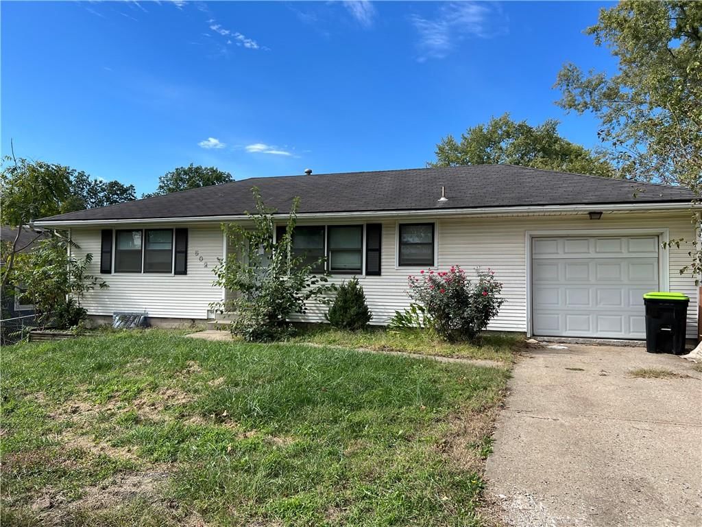 502 NW Central Street, Lee's Summit, MO