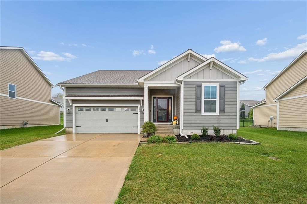 520 SW Haverford Road, Lee's Summit, MO