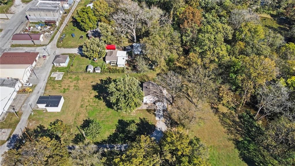 Photo 26 of 31 - 190 4th Street, Holt, MO 64048