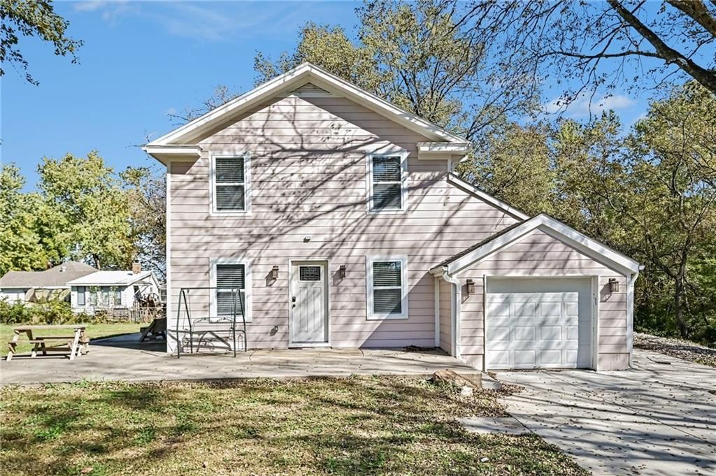 190 4th Street, Holt, MO: listing photo 3