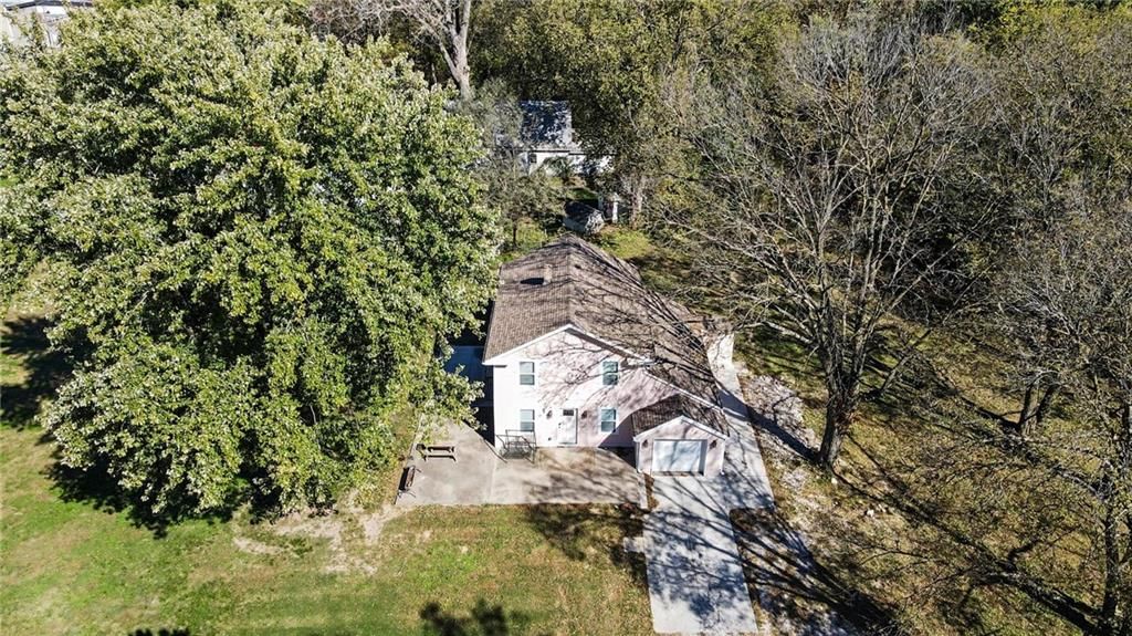 190 4th Street, Holt, MO