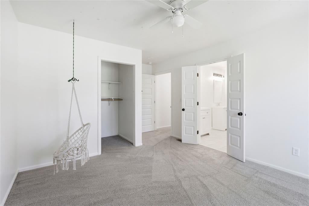 Photo 47 of 59 - 16101 Riggs Road, Overland Park, KS 66085