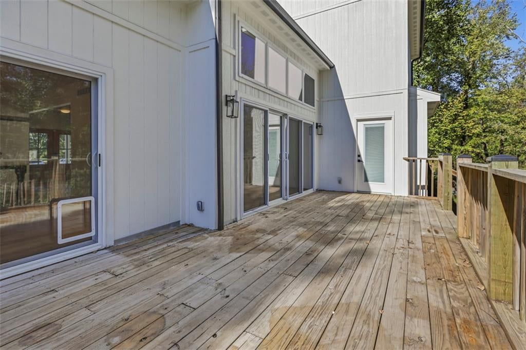 Photo 53 of 59 - 16101 Riggs Road, Overland Park, KS 66085