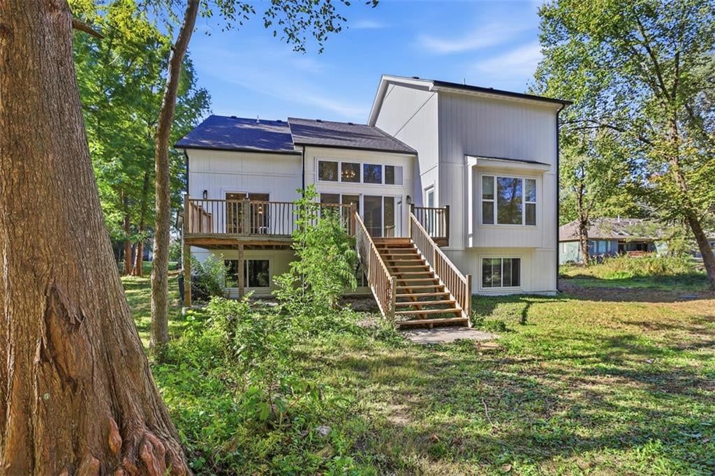 Photo 48 of 59 - 16101 Riggs Road, Overland Park, KS 66085