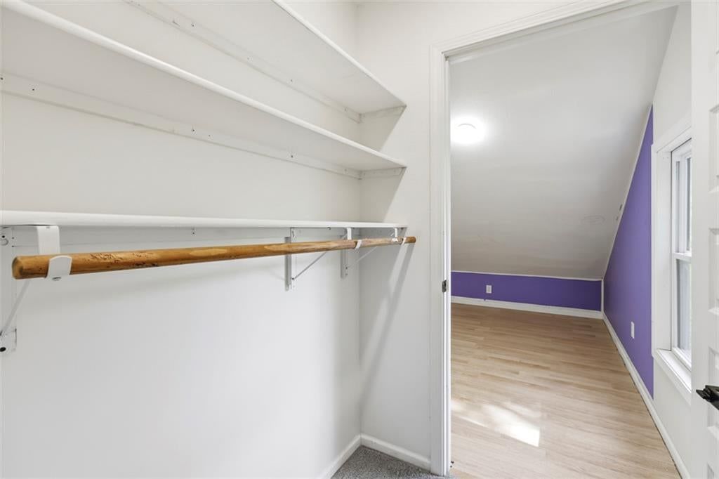 Photo 38 of 59 - 16101 Riggs Road, Overland Park, KS 66085