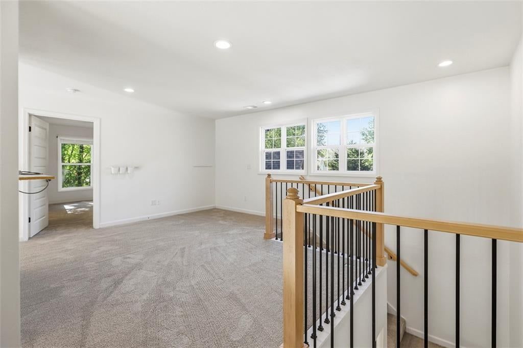 Photo 33 of 59 - 16101 Riggs Road, Overland Park, KS 66085