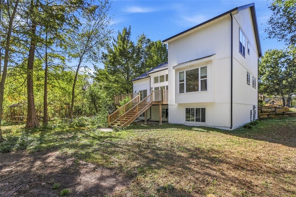 Photo 49 of 59 - 16101 Riggs Road, Overland Park, KS 66085