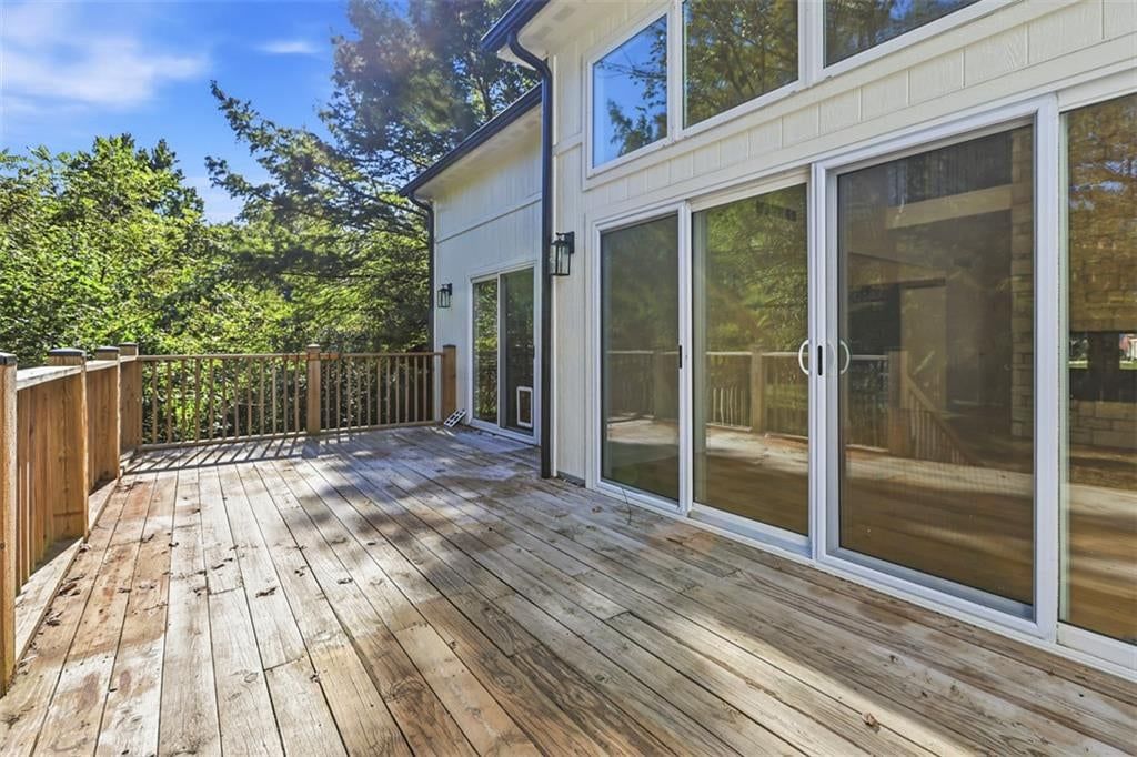 Photo 51 of 59 - 16101 Riggs Road, Overland Park, KS 66085