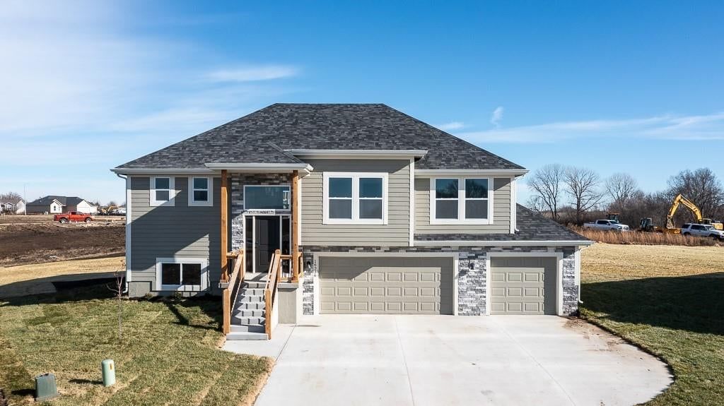 24525 195th Street, Leavenworth, KS