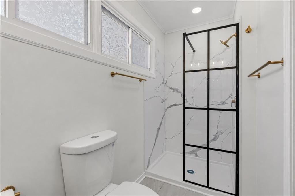 Photo 11: frameless glass shower, 7800 W 59th Terrace, Mission, KS 66202