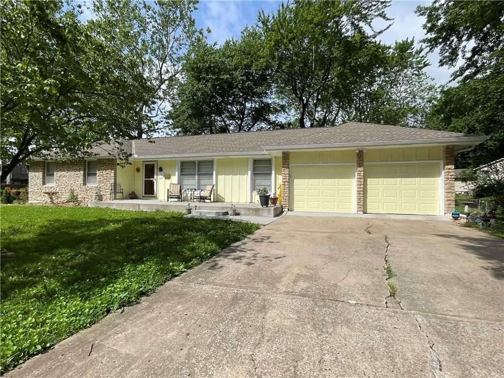 11101 E 73rd Street, Raytown, MO