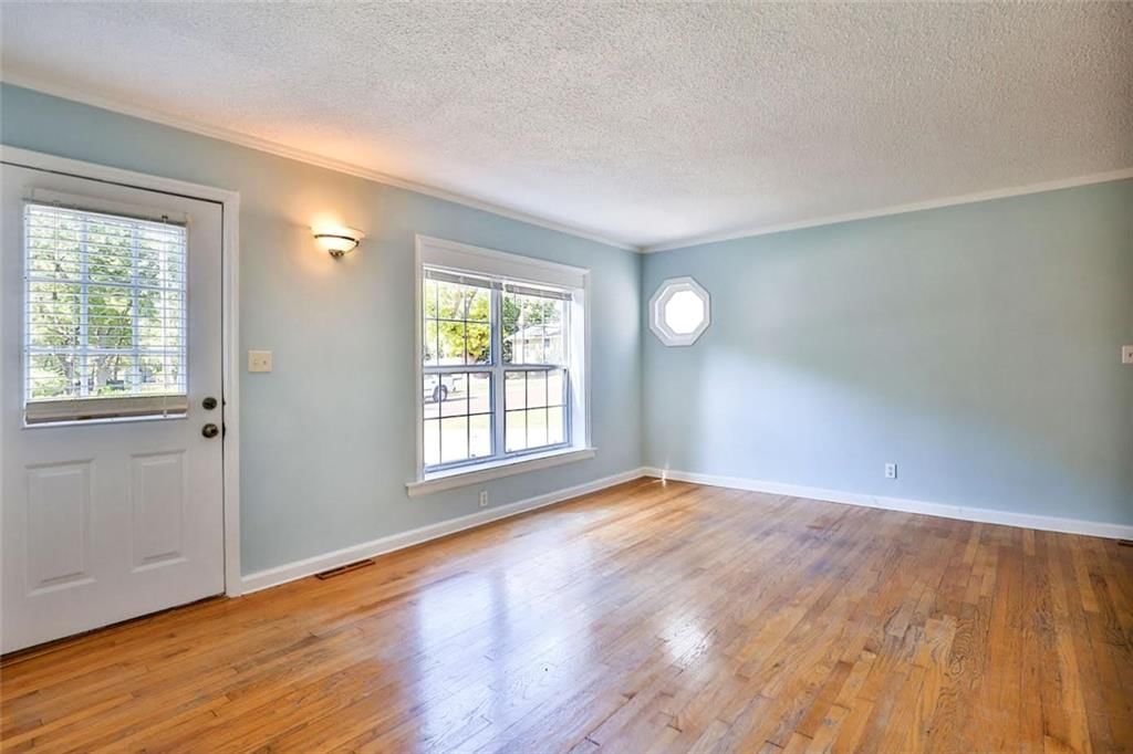 7721 Lowell Street, Overland Park, KS: listing photo 2