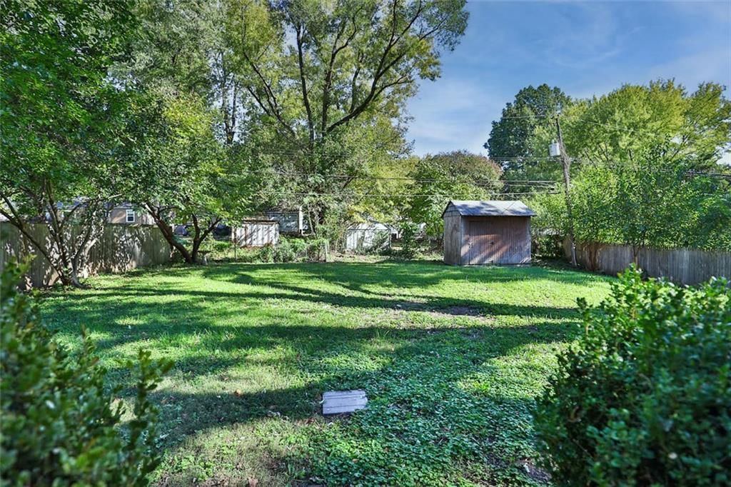 Photo 25 of 28 - 7721 Lowell Street
