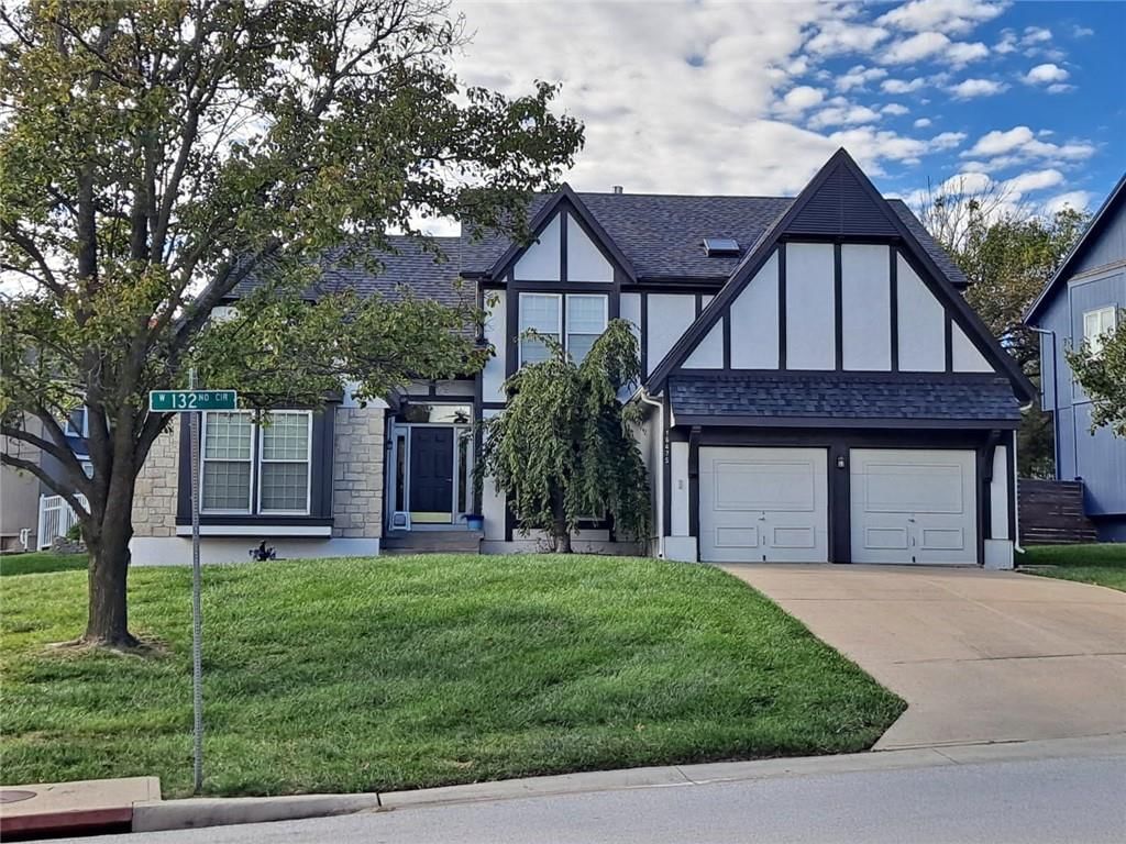16475 W 132nd Circle, Olathe, KS 66062