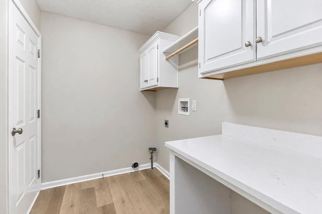 Photo 23 of 34 - 9605 NE 100th Street, Kansas City, MO 64157