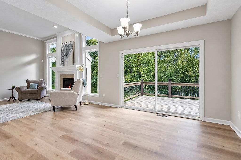 Deck and wood deck at 9605 NE 100th Street, Kansas City, MO 64157