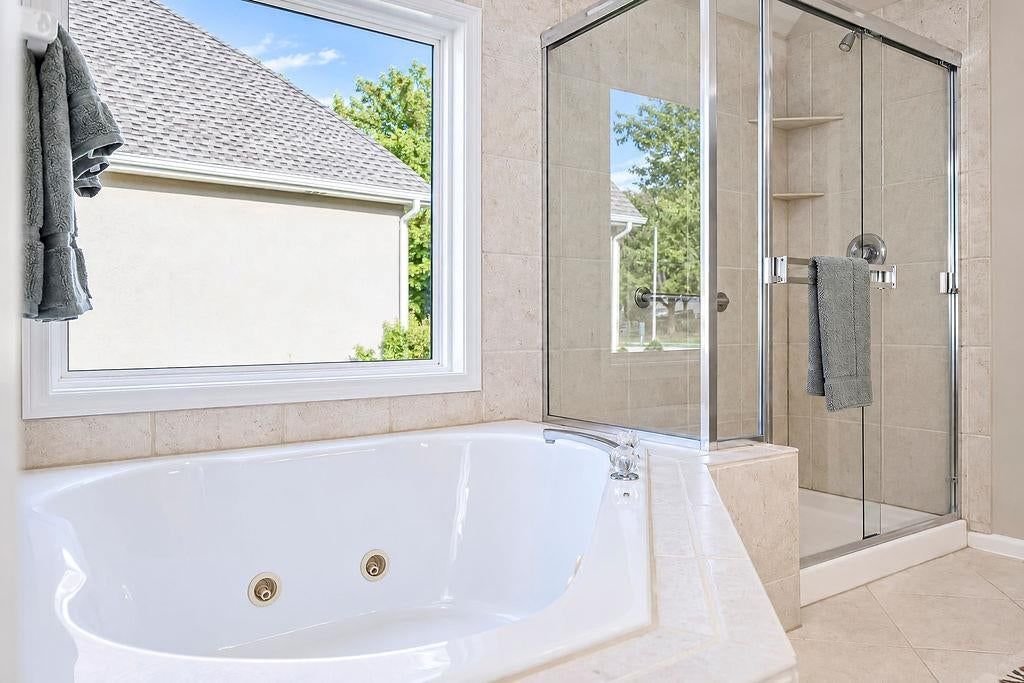 Photo 20 of 34 - 9605 NE 100th Street, Kansas City, MO 64157