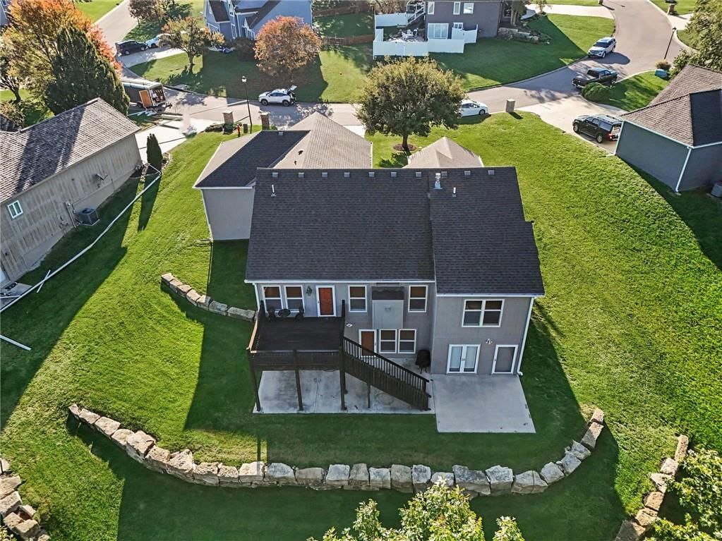 Photo 27 of 39 - 12554 Prestwick Lane, Kansas City, KS 66109