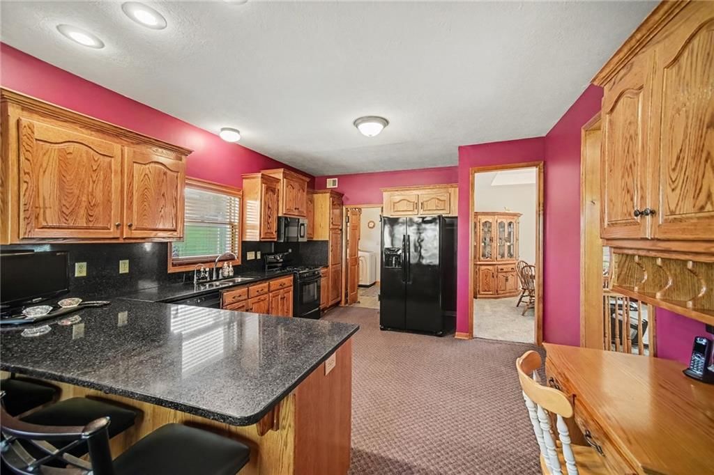 Photo 9 of 39 - 12554 Prestwick Lane, Kansas City, KS 66109