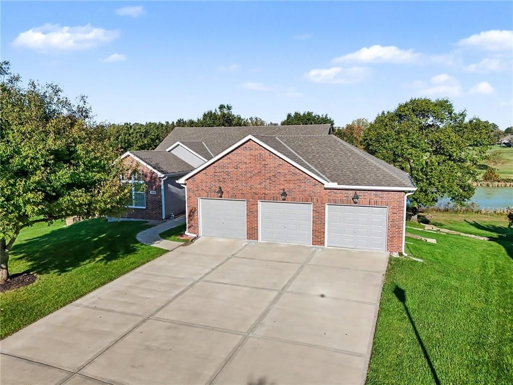 12554 Prestwick Lane, Kansas City, KS