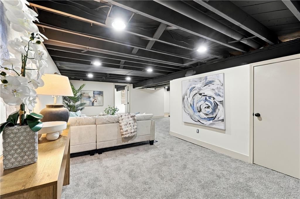 Finished basement at 7907 Reinhardt Lane, Prairie Village, KS 66204