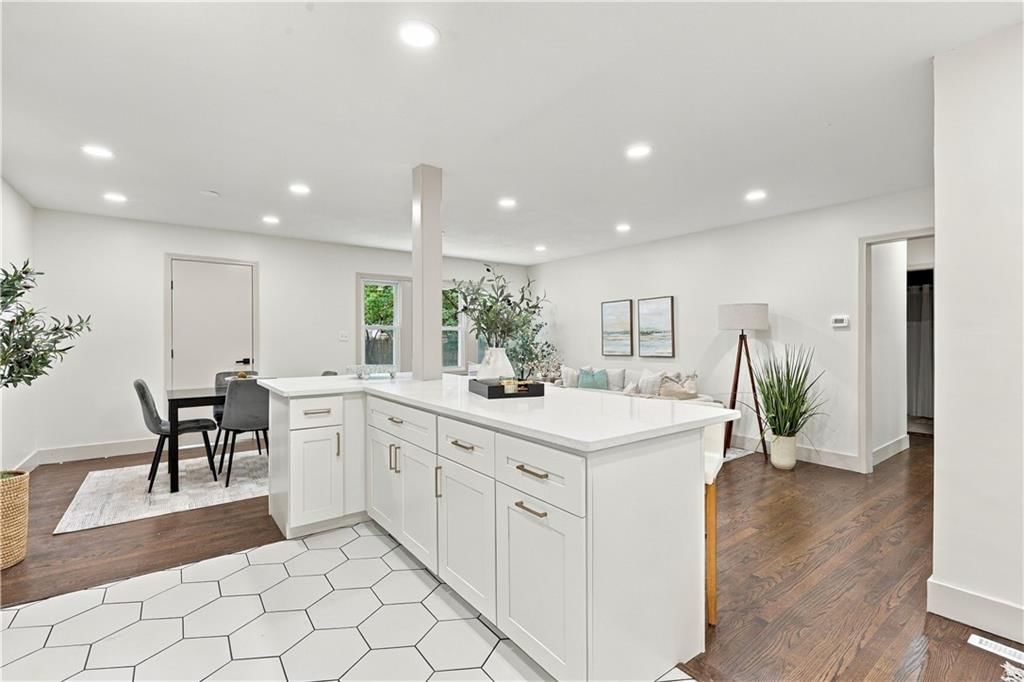 Open floor plan at 7907 Reinhardt Lane, Prairie Village, KS 66204