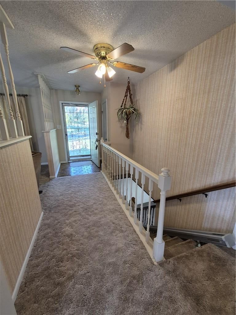 Photo 18 of 19 - 1913 Grand Avenue, Leavenworth, KS 66048