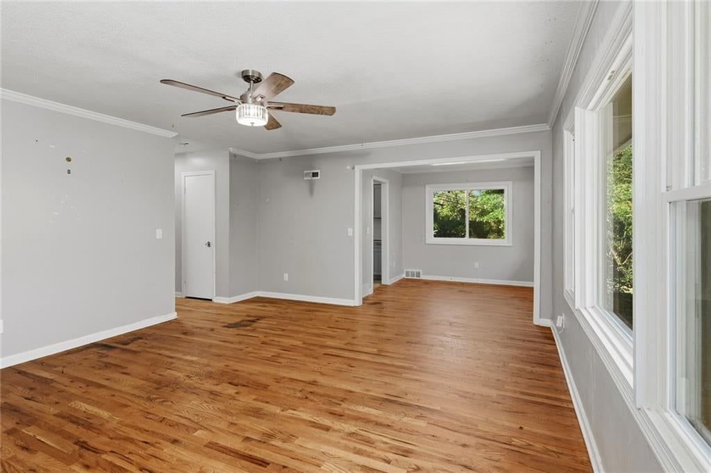 Open floor plan at 2216 NE 39th Terrace, Kansas City, MO 64116