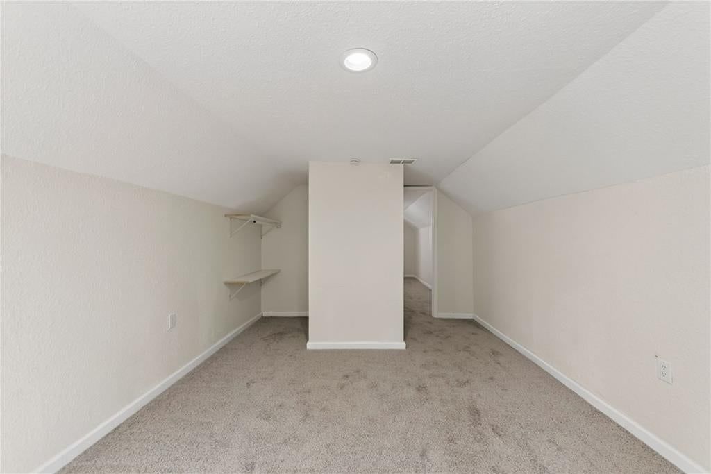 Photo 25 of 41 - 212 E 99 Street, Kansas City, MO 64114