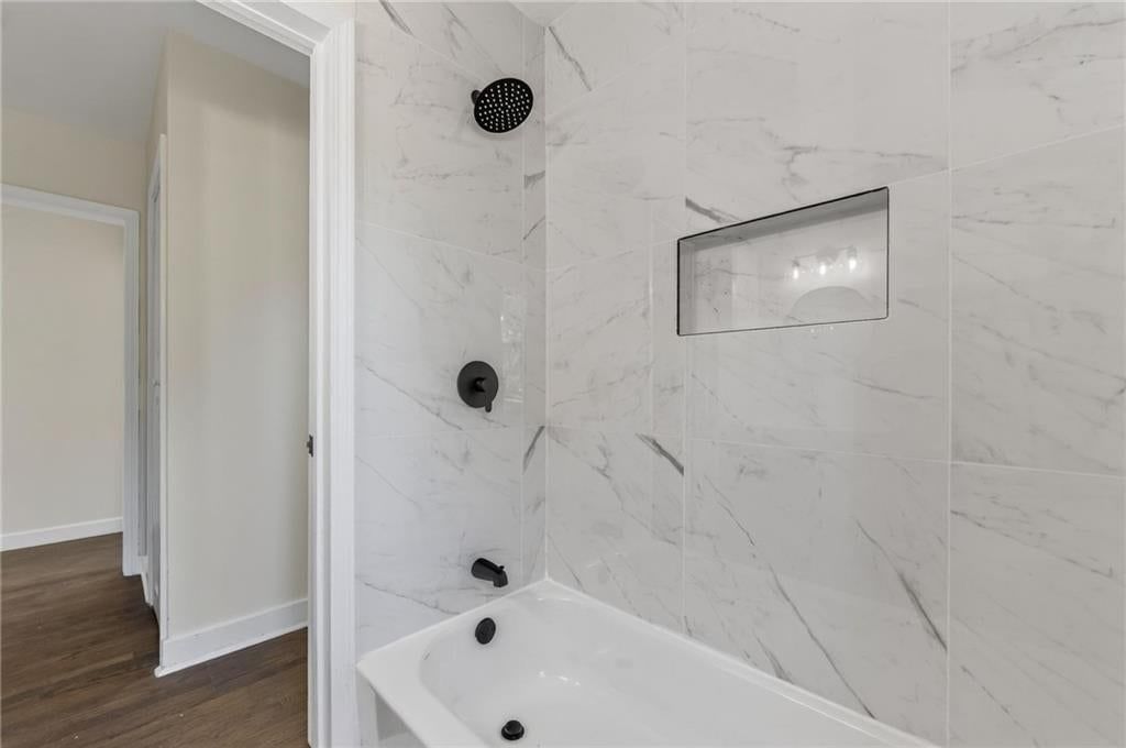 Photo 22 of 41 - 212 E 99 Street, Kansas City, MO 64114