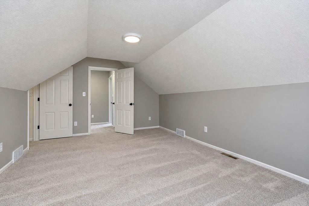 Photo 23 of 44 - 13811 West 48th Street, Shawnee, KS 66217
