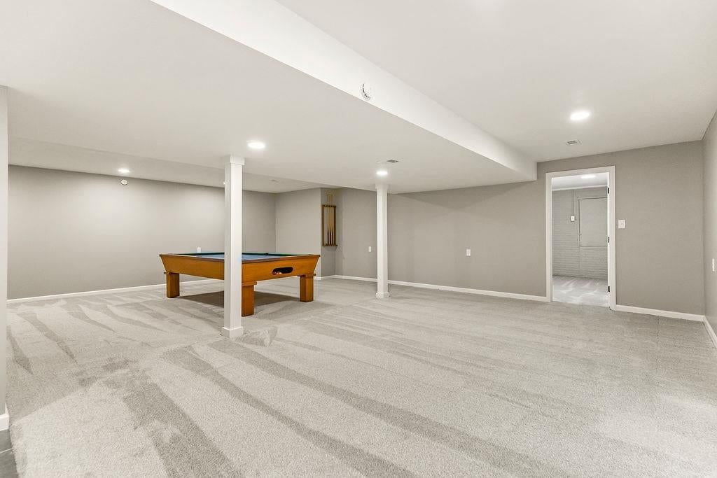 Photo 36 of 44 - 13811 West 48th Street, Shawnee, KS 66217