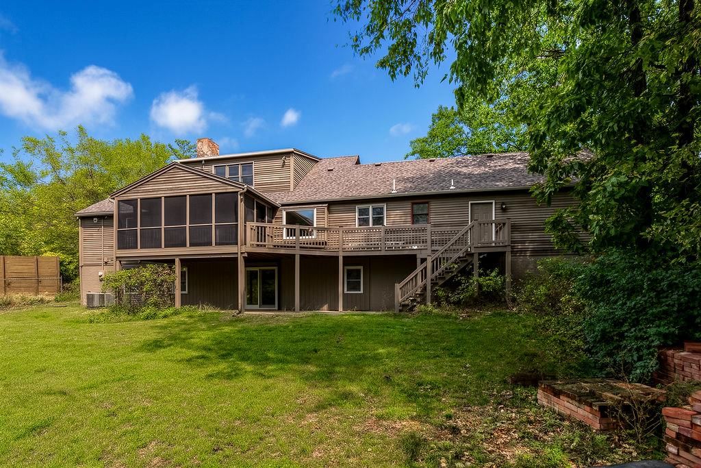 Photo 43 of 44 - 13811 West 48th Street, Shawnee, KS 66217