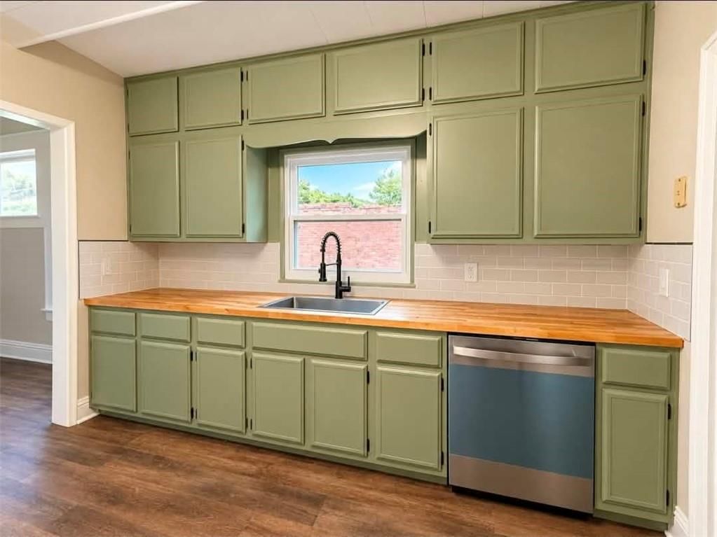 643 N Main Street, Excelsior Springs, MO: listing photo 3