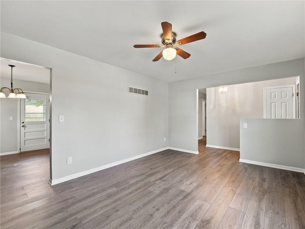 Photo 8 of 41 - 11419 W 47TH Street