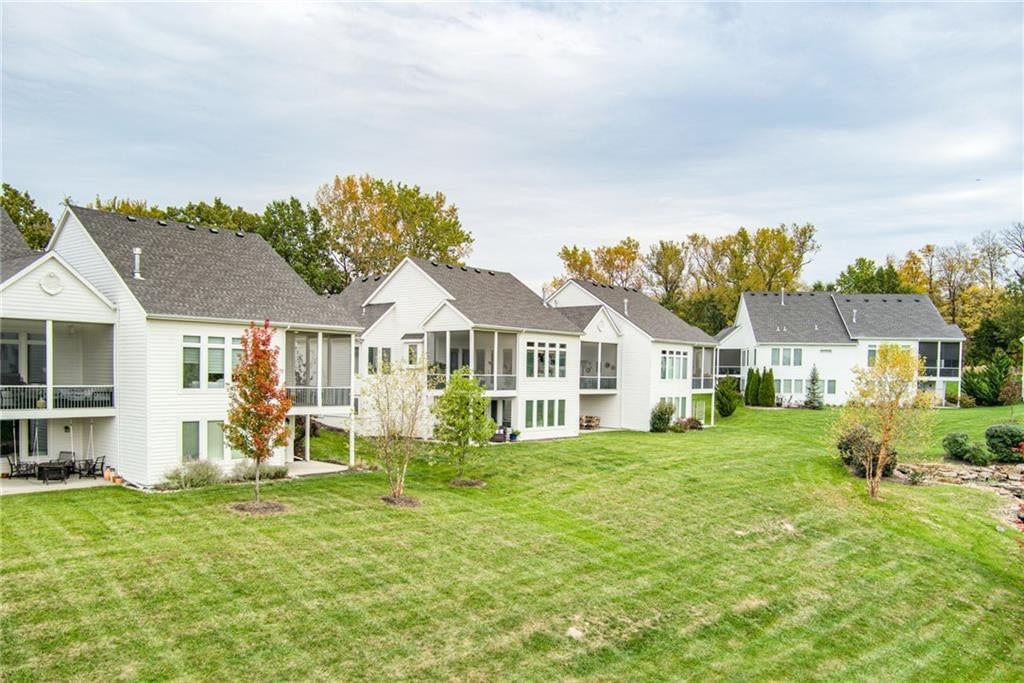 Photo 68 of 74 - 6186 Lime Stone Court, Parkville, MO 64152
