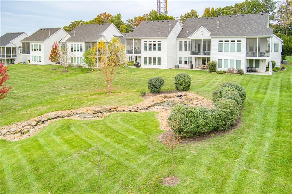Photo 71 of 74 - 6186 Lime Stone Court, Parkville, MO 64152