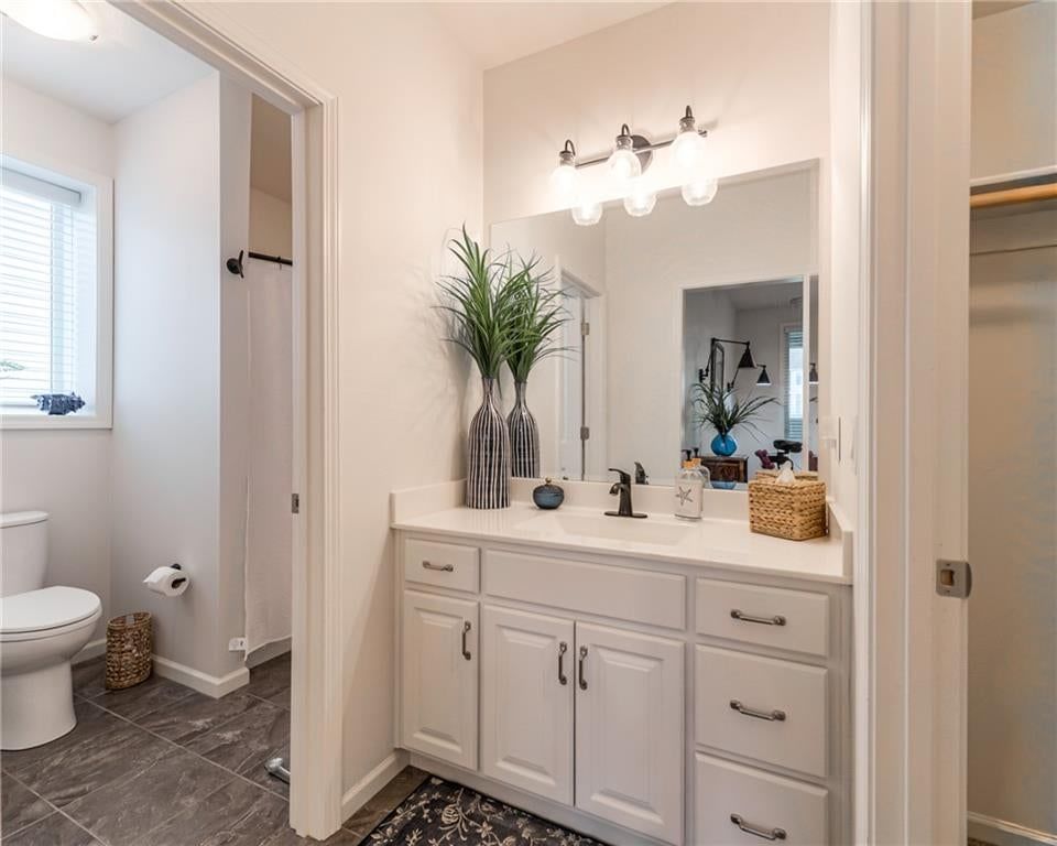 Photo 46 of 74 - 6186 Lime Stone Court, Parkville, MO 64152
