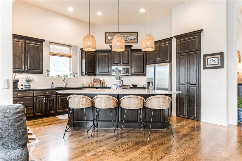 Photo 12 of 74 - 6186 Lime Stone Court, Parkville, MO 64152