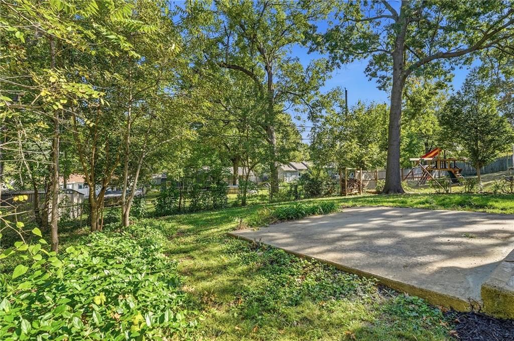 Photo 36: fenced yard, 8819 HADLEY Street, Overland Park, KS 66212