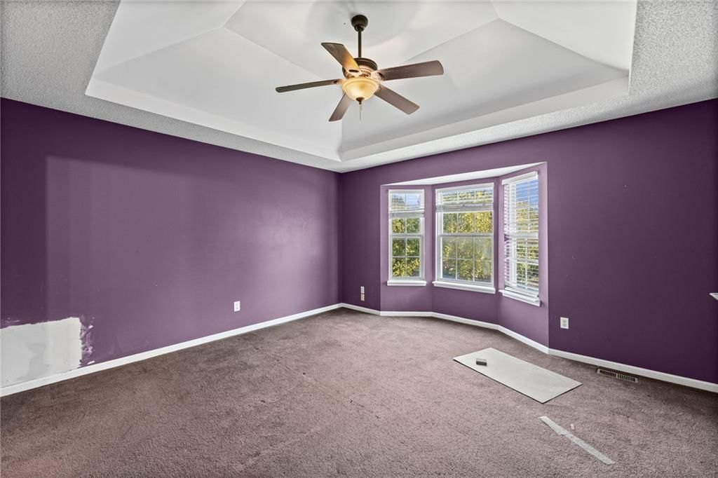 Accent wall at 18417 ELM Street, Gardner, KS 66030