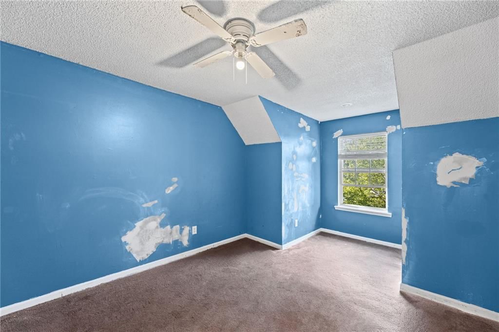 Photo 28 of 39 - 18417 ELM Street, Gardner, KS 66030