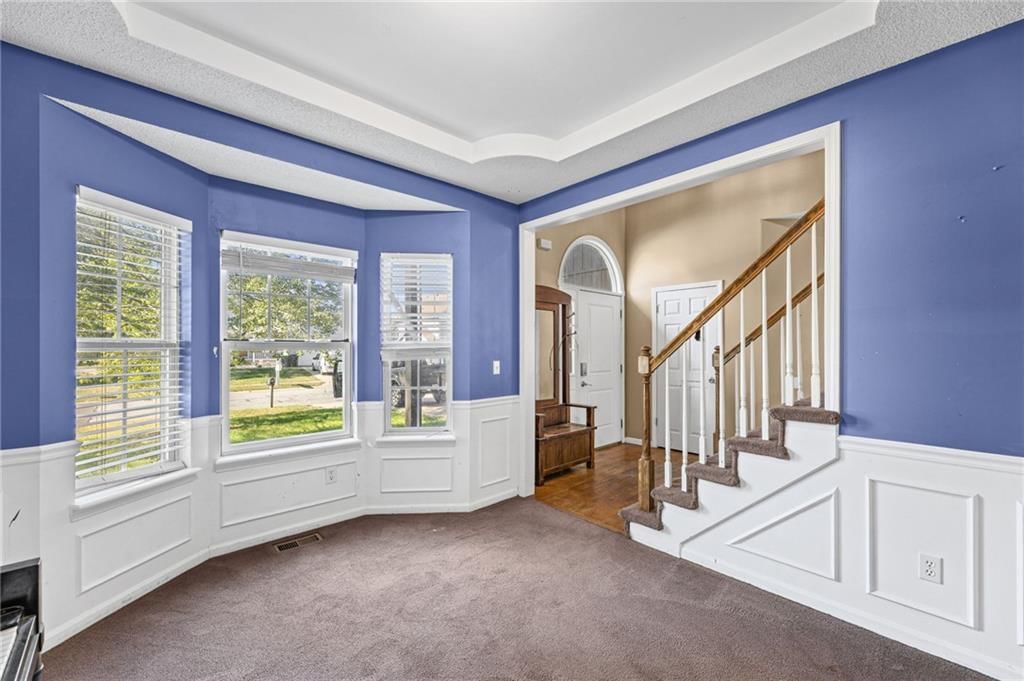 Tray ceiling at 18417 ELM Street, Gardner, KS 66030