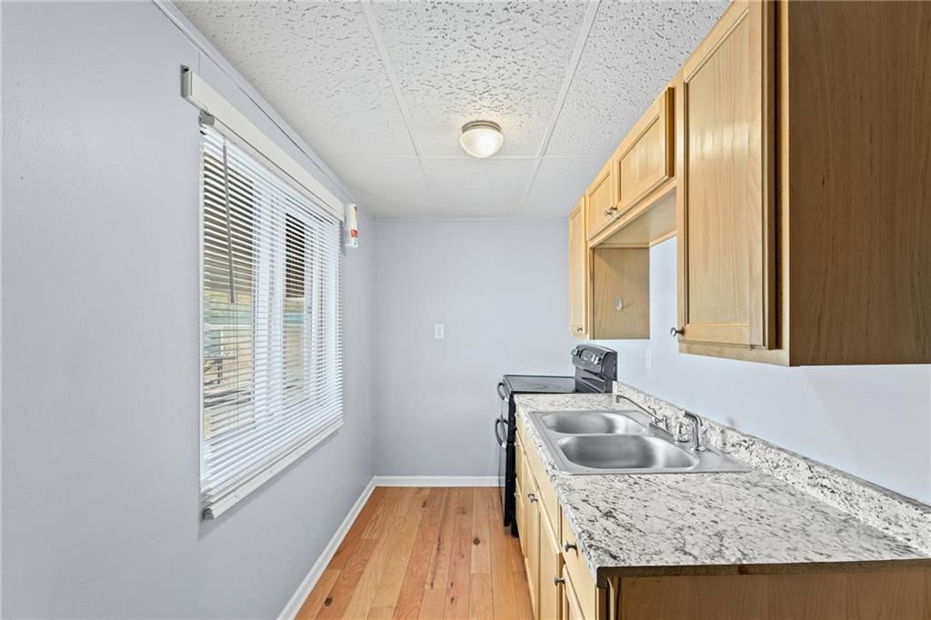 Photo 9 of 36 - S. Mill Street #2440, Kansas City, KS 66103