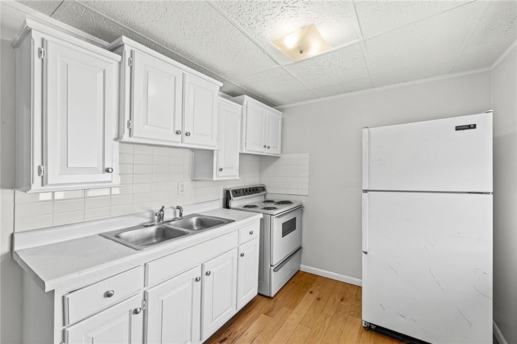Photo 26 of 36 - S. Mill Street #2440, Kansas City, KS 66103